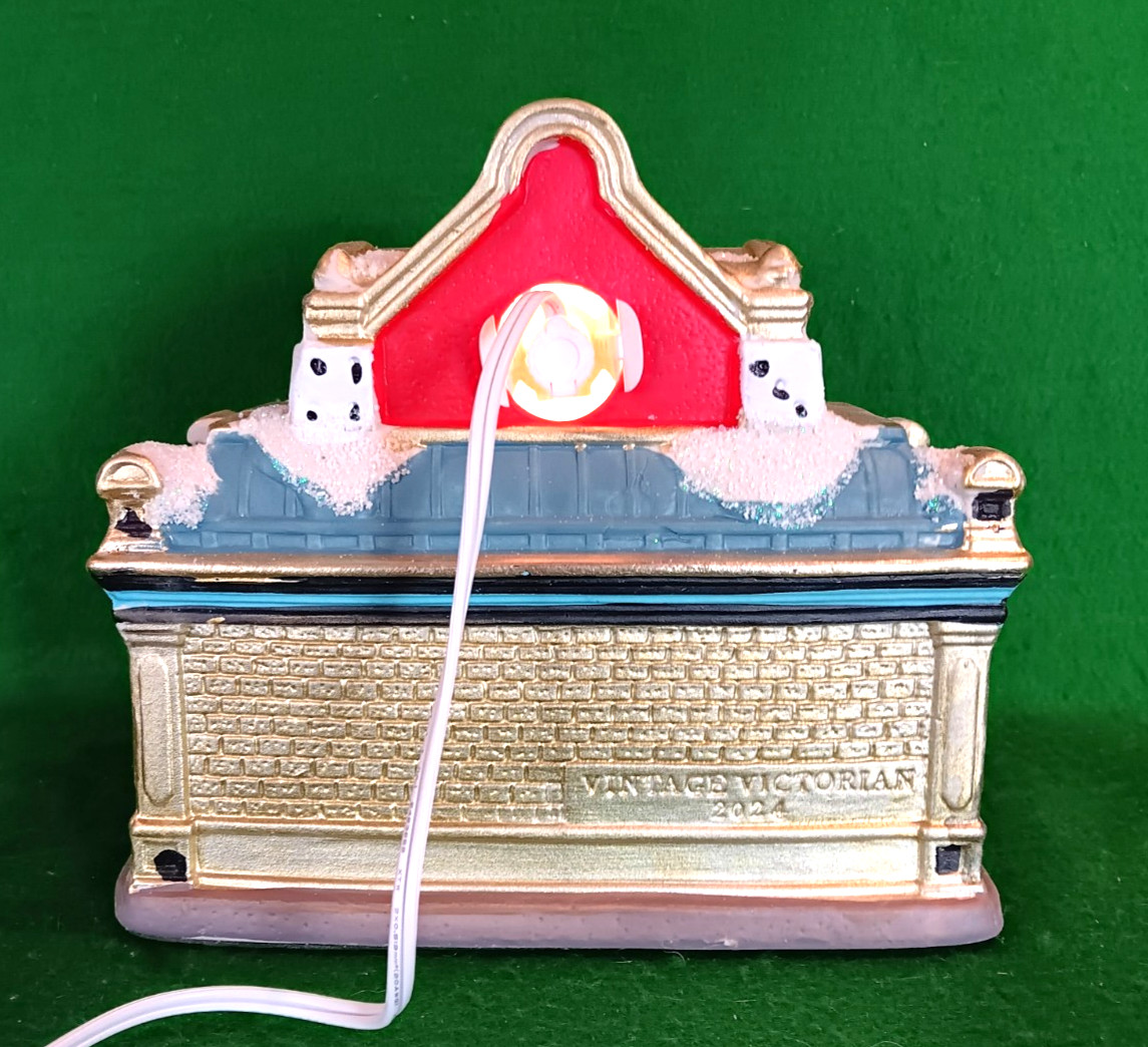 Holiday Time Vintage Victorian 2024 Lighted Casino, Pre-Owned in Box!!!