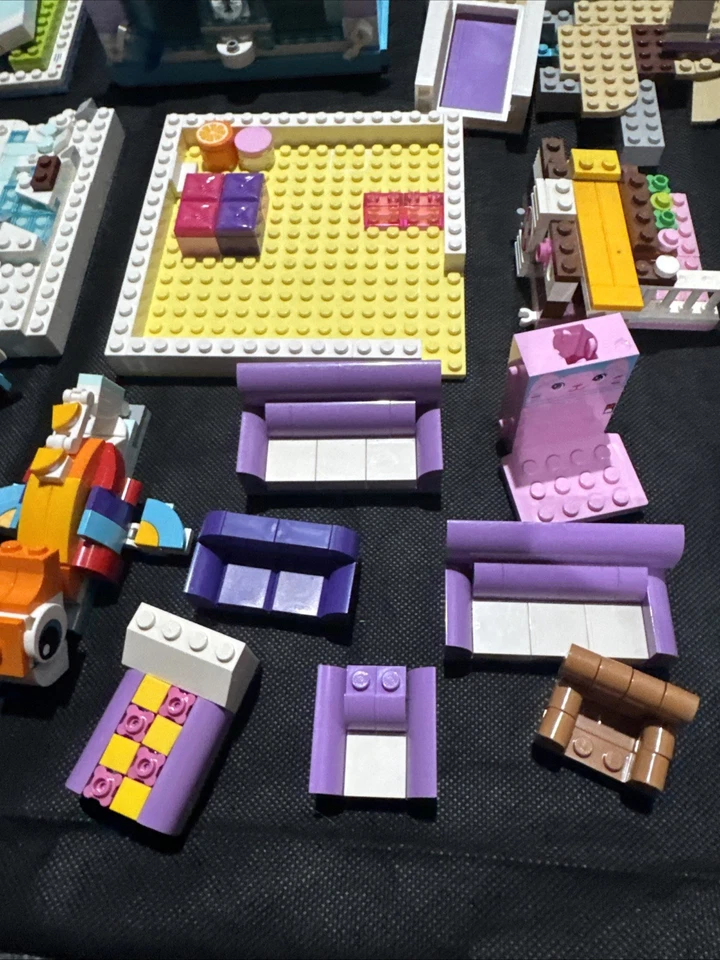 Lego Friends e Legos coloridos.  Lote de notas.  Diversão para um novo fã de Lego! 12 libras - Imagem 4 de 4