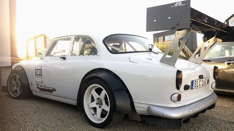 It's a 1967 Volvo Amazon with a Roaring BMW V-8