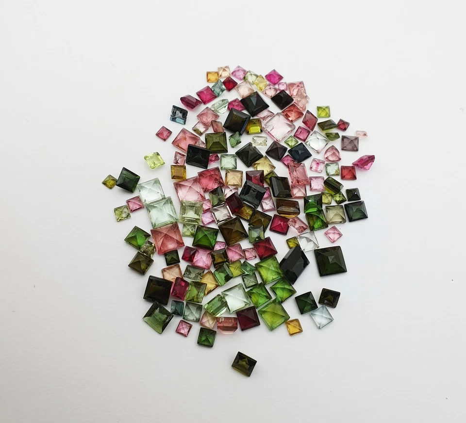 Natural Multi Tourmaline Square Cut Loose Gemstone Lot 22 Pcs 3.50-6 MM 10 CT - Image 4 of 4