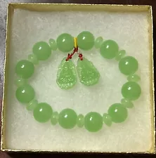Kwan Yin Buddha Green Jade Tone Beads Stretchy Bracelet Bangle with Gift box