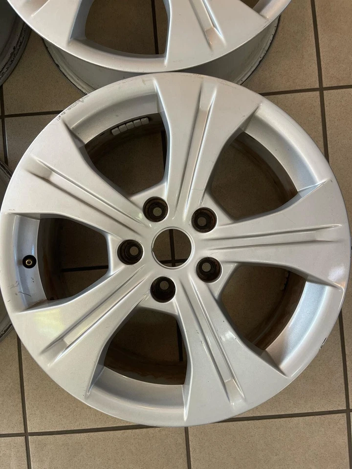 17 Zoll Renault original Felgen 403000051R 7Jx17 ET49 für Megane - Bild 3 von 4