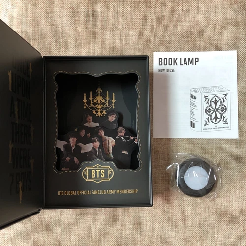 BTS [KIT DE MEMBRESÍA DEL SÉPTIMO EJÉRCITO OFICIAL GLOBAL FANCLUB] LÁMPARA DE LIBRO Solo / Regalo