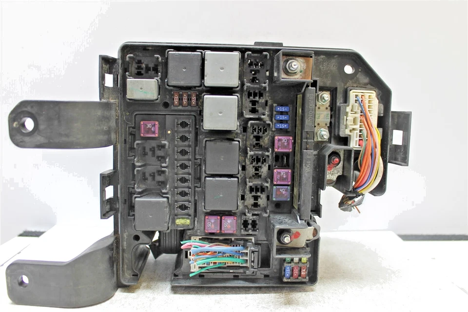 Módulo de unidad de relé de caja de fusibles VS912051U060N0 Kia Sorento 2012 OEM 20N3 428 Foto 4 de 4