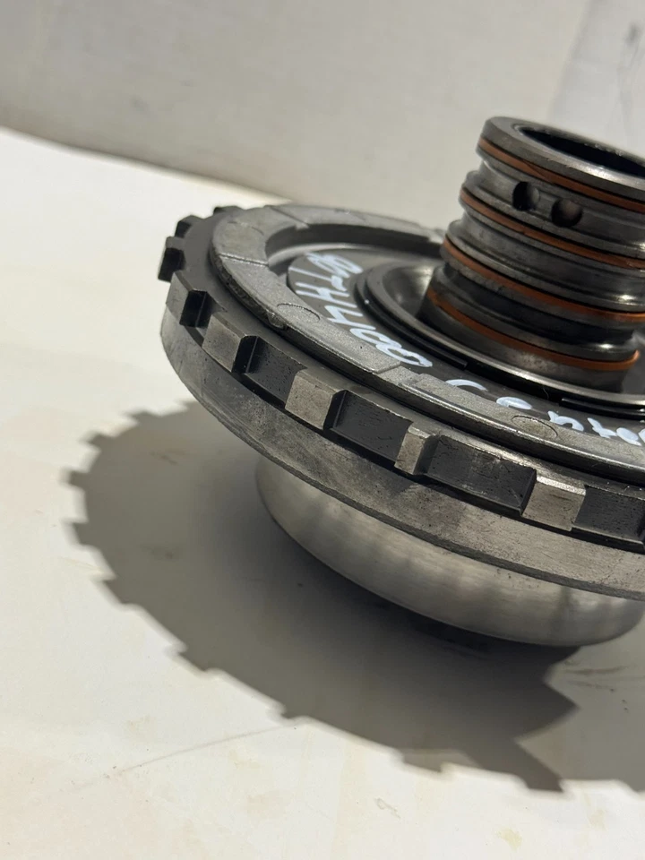 1990 GMC / CHEVY TH400 TURBO 400 AUTO TRANS MIDDLE CENTER SUPPORT BRACE USED - Image 3 of 4