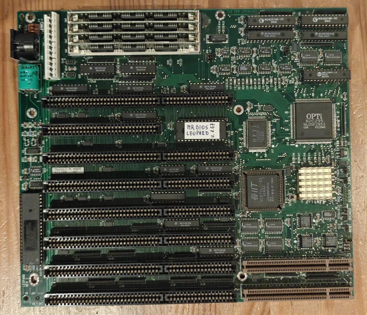 Vintage ECS UX486VIO LPX 486 motherboard + 486 DX2-66 +8MB R