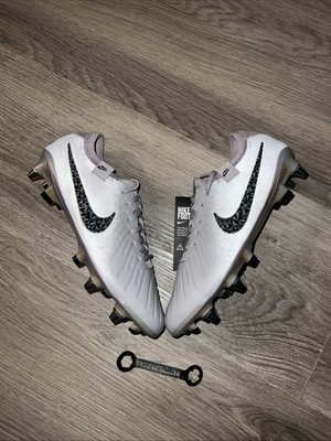 Nike Tiempo Legend 10 Elite SG-Pro Player Edtn Soccer Cleats
