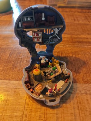 1992 Vintage Mighty Max Escapes From Skull Dungeon Playset Complete Bluebird