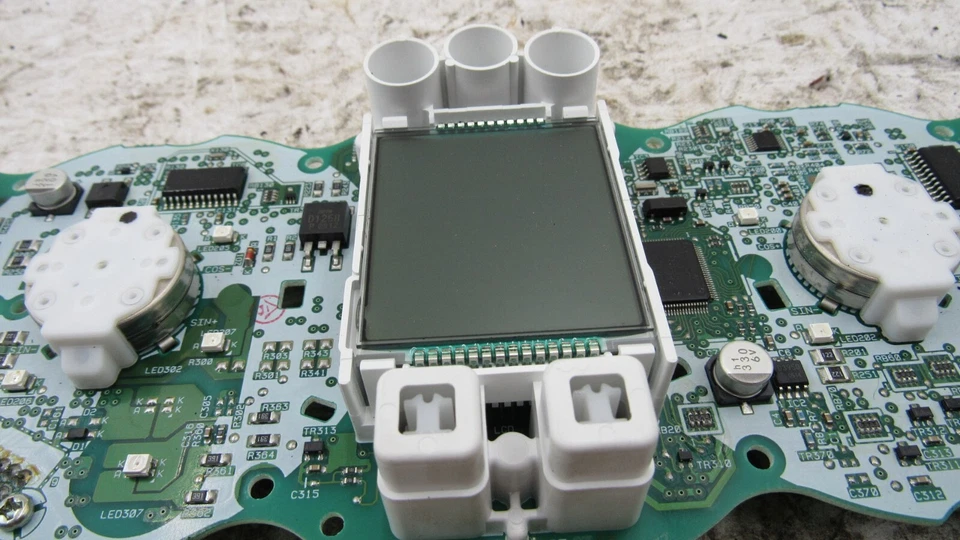 Suzuki GSX1300R 2015 Hayabusa velocímetro medidor combinado pantalla LED Foto 3 de 4