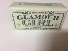 Perfectly Posh ~ Glamour Girl Soap ~ 5.3 oz ~ New (Retired)