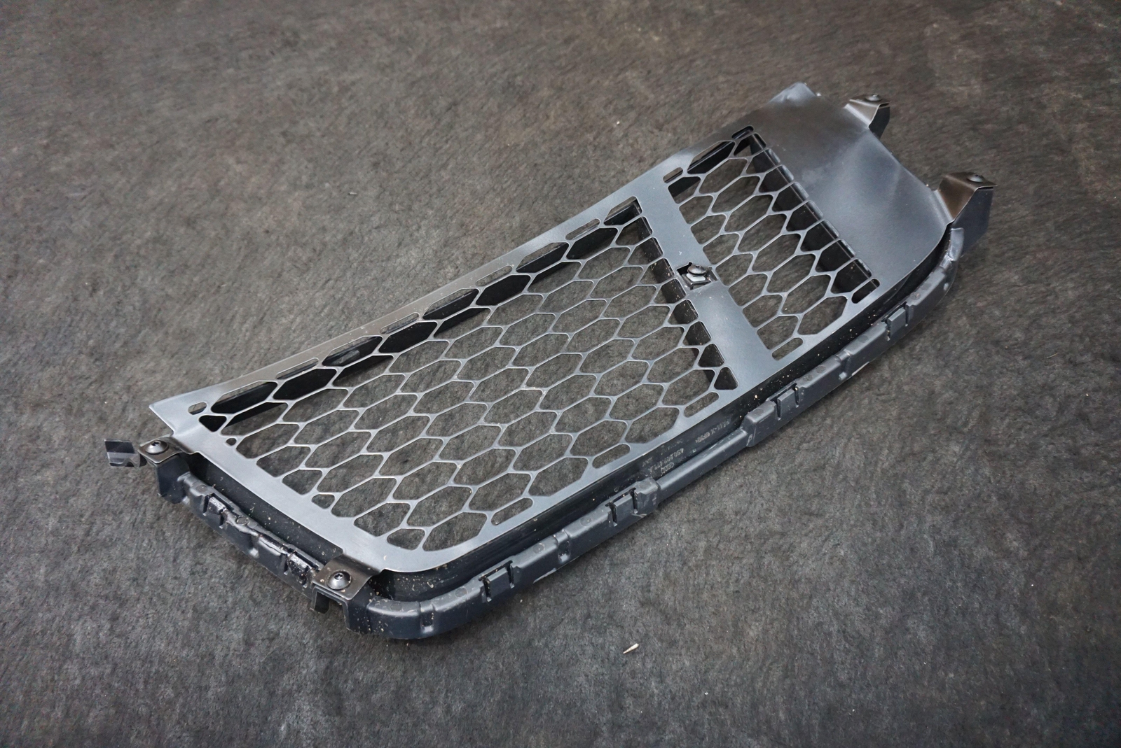 Rear Bumper Left Side Grille Panel W/ Cover OEM 4S0807675A Audi R8 GT4 4S 16-18