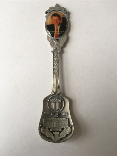 President William J. Clinton 1987 Pewter Vintage Souvenir Spoon Collectible - Picture 3 of 5