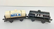Thomas  Friends Trackmaster Cargo Lot Tar Black Tanker  Milk Tank 1993