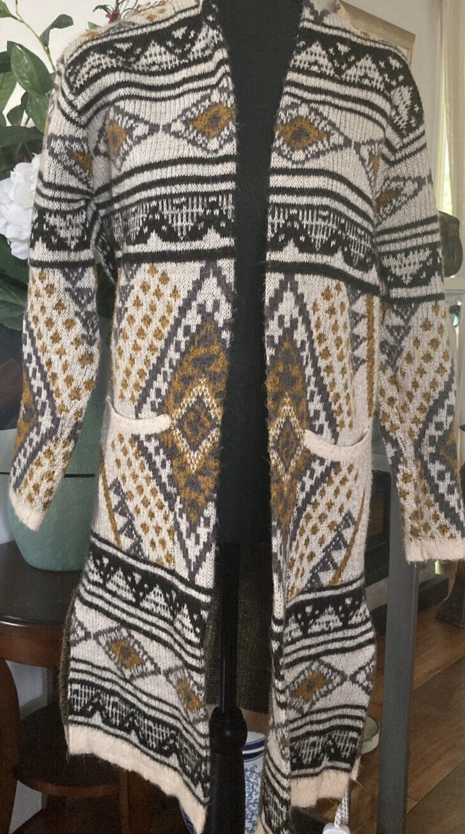 Tartan, pied-de-poule, camouflage, aztèque... les imprimés tendances de