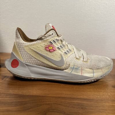 Nike SpongeBob SquarePants x Kyrie 2 Low Sandy Cheeks Size