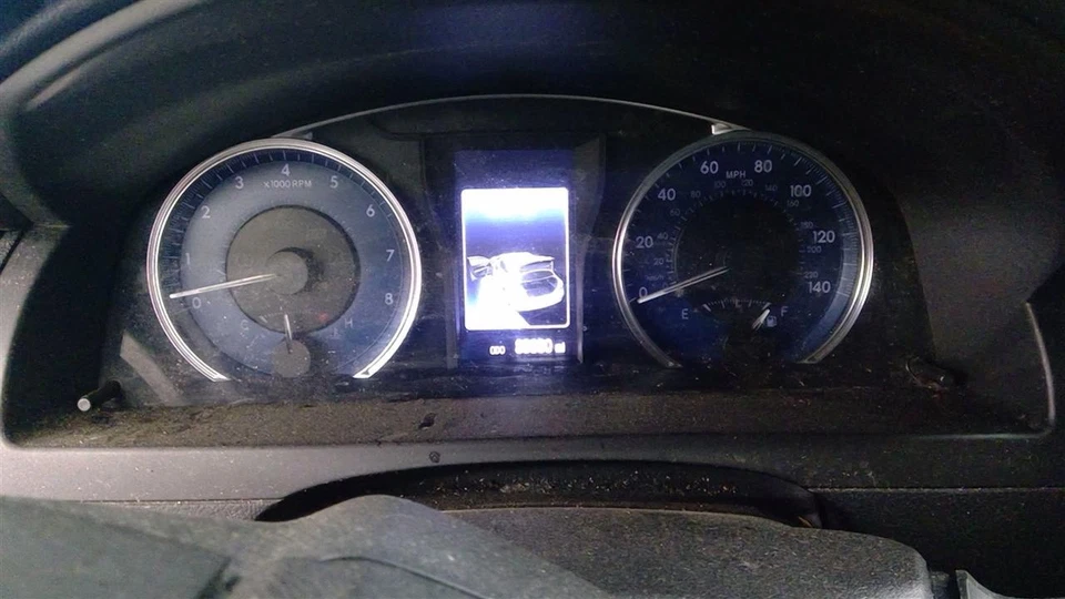 Used Front Left Door Window Regulator Front fits: 2016 Toyota Camry front and re Foto 3 de 4