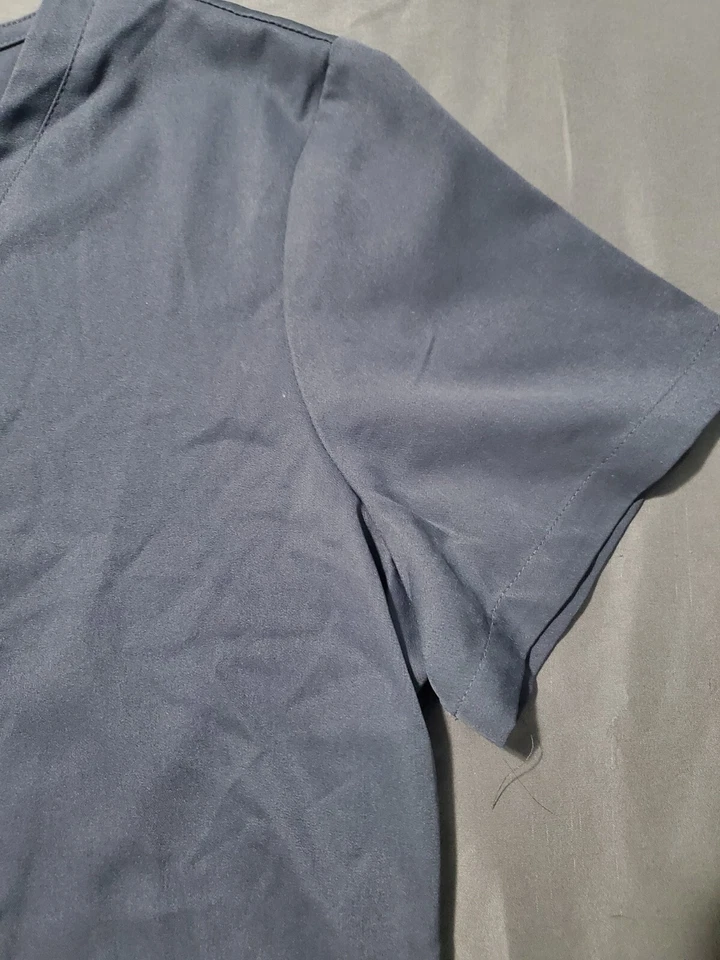 Blusa Médica Gris Peltre, Soulful, Talla M, Artículo 13 Foto 2 de 4