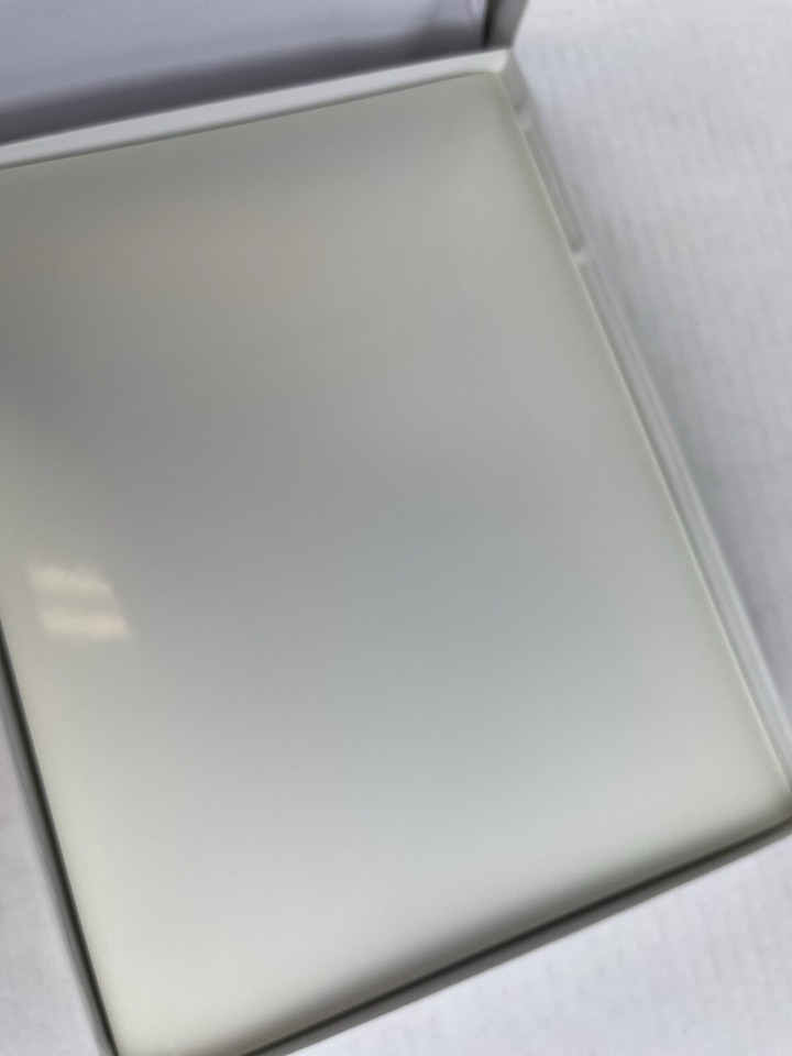 Kirkland Signature Professional Glossy Inkjet Photo Paper 8.5" x 11