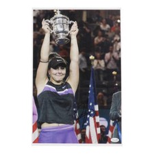 Bianca Andreescu Signed 11x17 Photo (AutographCOA)