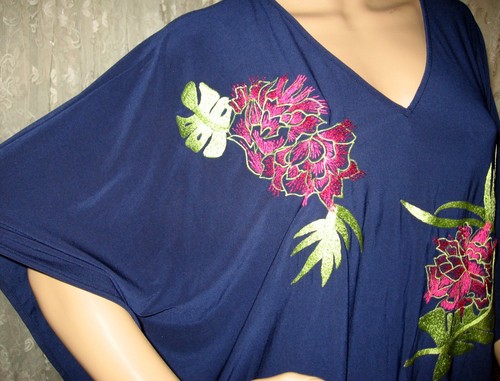 NEW MEDIUM NATORI NAVY EMBROIDERED KIMONO SLEEVES 30" TUNIC TOP BLOUSE - Picture 3 of 5