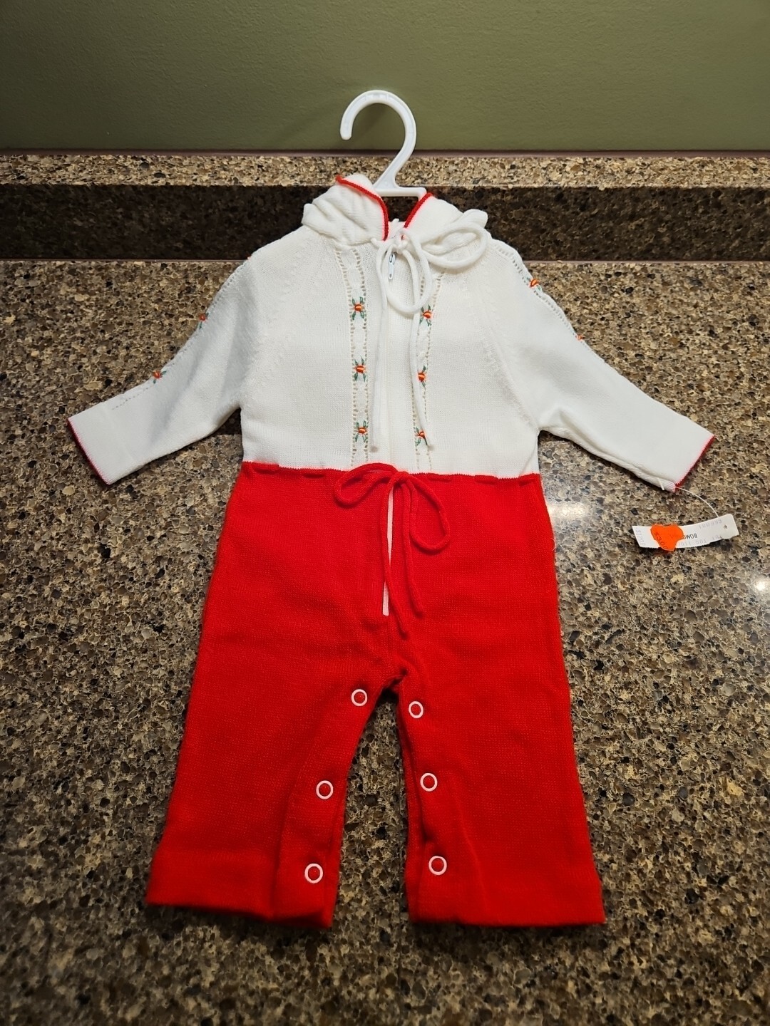 CHRISTMAS Knit 1 Piece Sweater & Pants Baby Outfit 0-3 Month NOS NWT Vintage