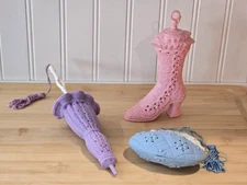 Vtg Victorian Style Plastic Sachets for Scented Crystals Drawers Closet Avon 