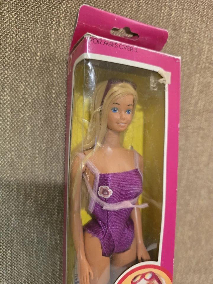 Gafas de sol y zapatos Sunsational Malibu Barbie #1067 Mattel 1981 de colección toalla de playa Foto 4 de 4
