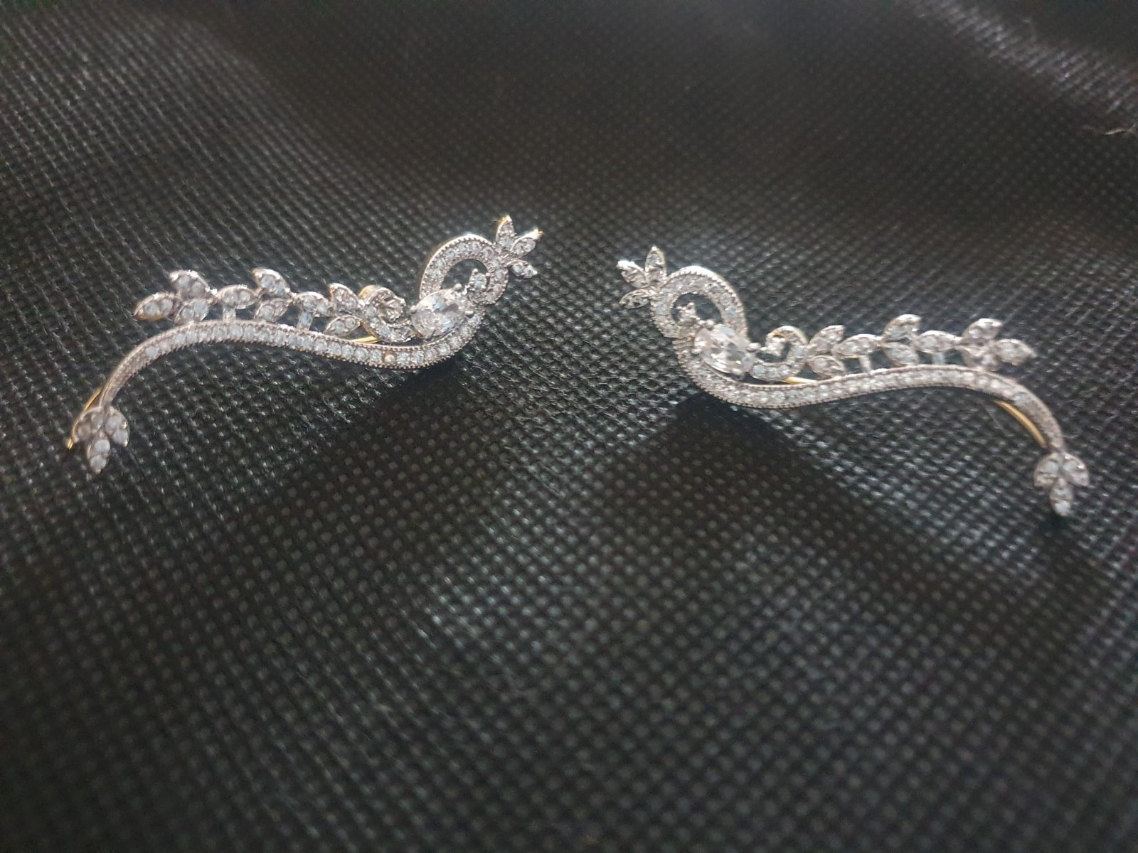 BRAND NEW Gold and Silver Tone Leaf Climber Earrings