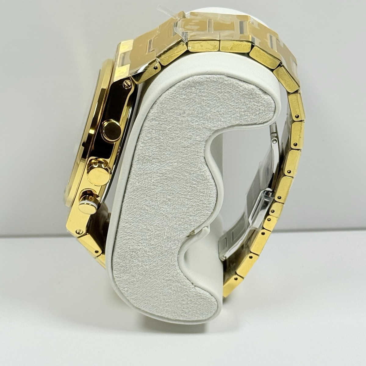 New Movado Bold Quest 3601198 Chronograph Black Dial Yellow Tone