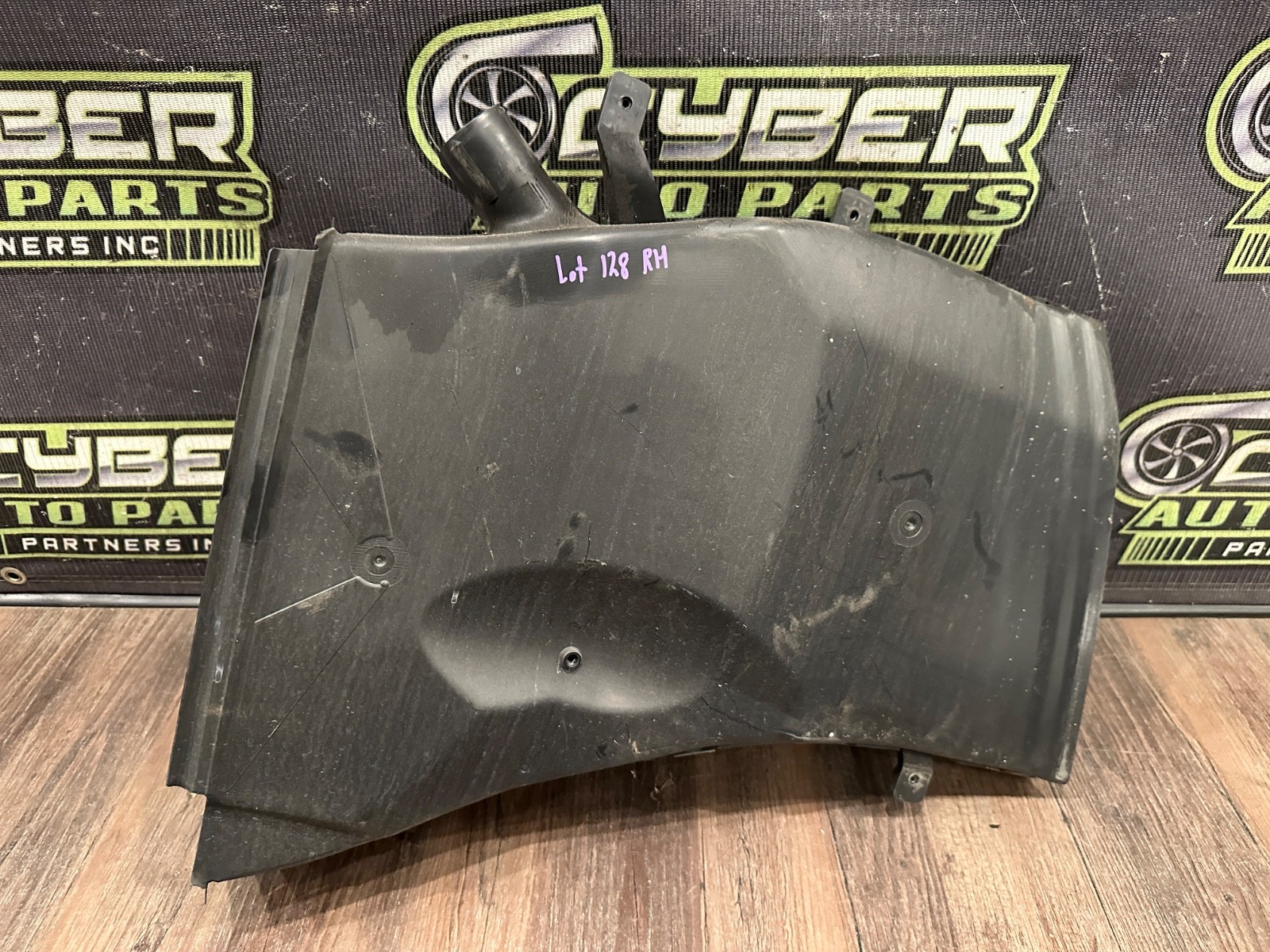 2017 AUDI R8 SPYDER REAR RIGHT AIR GUIDE DUCT OEM 4S7 121 334