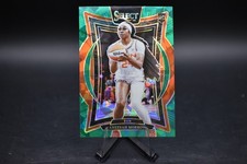 2025 Panini Select Aneesah Morrow Concourse Green Ice Prizm (RC) #42 & Base Card