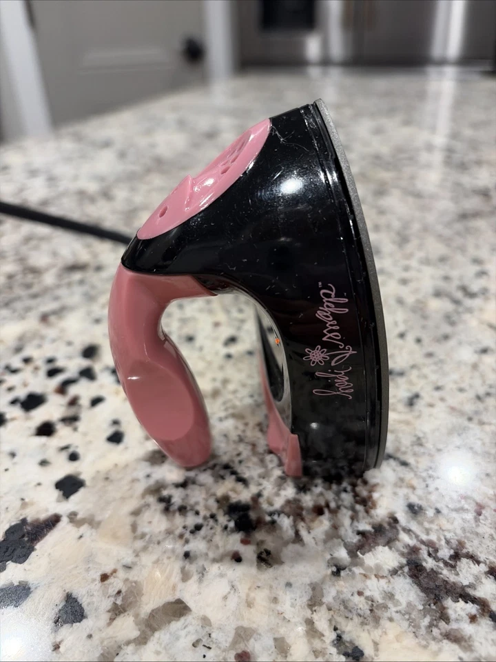 Mini Plancha Heidi Swapp para Artesanía Pequeñas Viaje Rosa Probada Funciona Foto 3 de 4