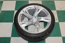 19-24 Camaro 27535r20 Tire Silver 5 Twisted Split Spoke Wheel Rim 20x9.5 Oem Oe 19-24 Camaro 27535r20 Tire Silver 5 Twisted Split Spoke Wheel Rim 20x9.5 Oem Oe