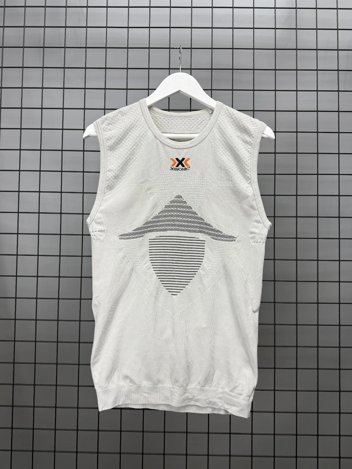 X-Bionic Sleeveless Base Layer Mens size XXL White Compression Training Top