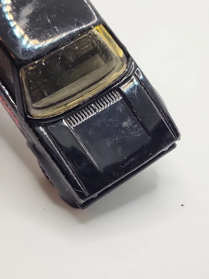 Maisto VW Golf Diecast Car 1:64 "Pizza Pizzaria 967-1111" Made in China - Image 3 of 4