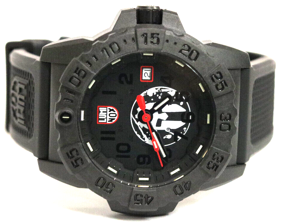 New in Box Luminox Spartan Quartz Black Dial Men's Watch XS New in Box Luminox Spartan Quartz Black Dial Men's Watch XS