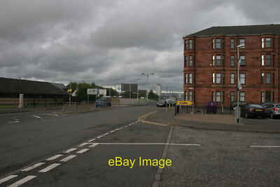 Photo 12x8 Entrance to Lidl supermarket, Moss Road, Govan Shieldhall The t c2015
