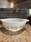 PYREX Cinderella Sandalwood 2.5 QT Nesting Mixing Bowl  #443 Tan Leaves Vintage