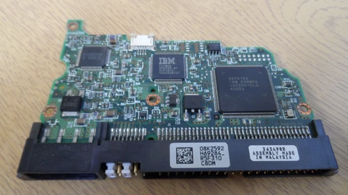 Hitachi Deskstar ICL35060AVV207-0 40GB IDE/PATA controller PCB