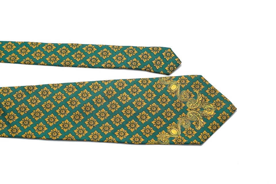 Corbata GIANFRANCO FERRÉ Cuello Rayas Hecha en Italia Verde 100% Seda Foto 2 de 4