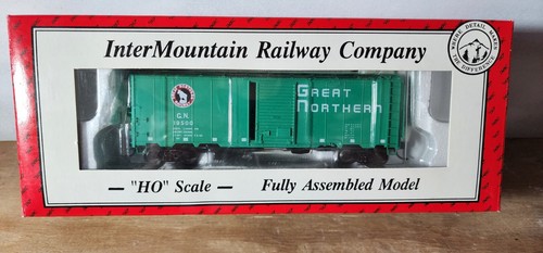Coche de carga GREAT NORTH RR verde 40' puerta única 19500 InterMountain 46011 HO | Zustand: Used