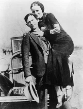 Robbers Bonnie And Clyde Happy Together 5x7 Picture Celebrity Print