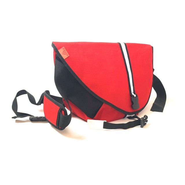 Ampac Messenger Bag With Adjustable Straps New Red eBay