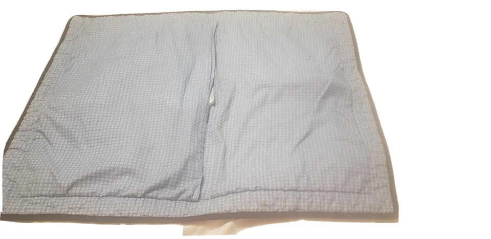 SINGLE STANDARD QUILTED PILLOW SHAM Blue, white and tan. - Image 2 of 2