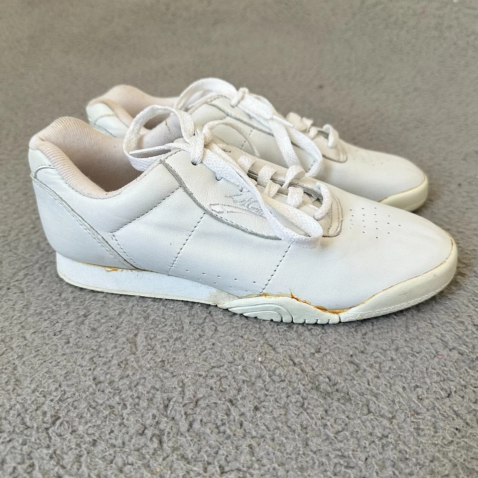 Zapatos deportivos vintage LA Gear para mujer talla 5,5 blancos bajos años 80 90 damas Foto 2 de 4