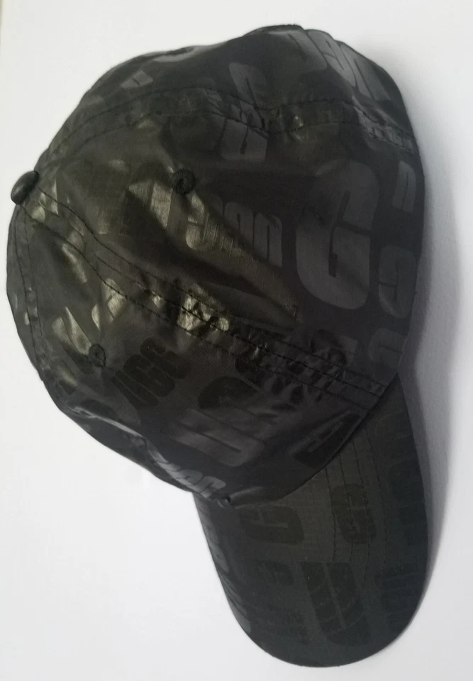Gorra de béisbol impermeable con logotipo negro disperso con cierre a presión talla 0/S Ugg Foto 3 de 4