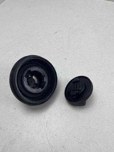 Oil filler cap