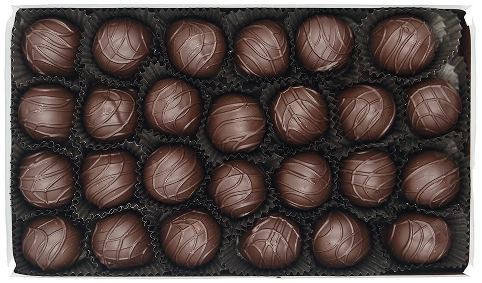 Philadelphia Candies Cerezas Cordiales Cubiertas de Chocolate Oscuro con Centro Líquido Foto 2 de 4