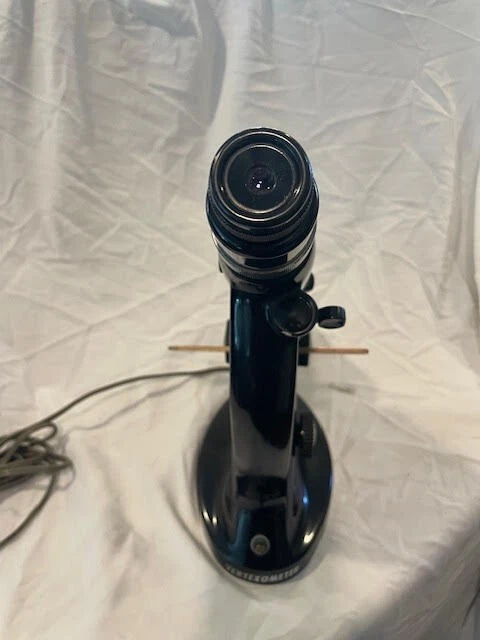 Lenteómetro óptico vintage sin marca Foto 4 de 4