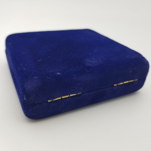 Singapore Mint 1987 Commemorate America`s Cup Coin Empty Blue Presentation Box" - Picture 7 of 11